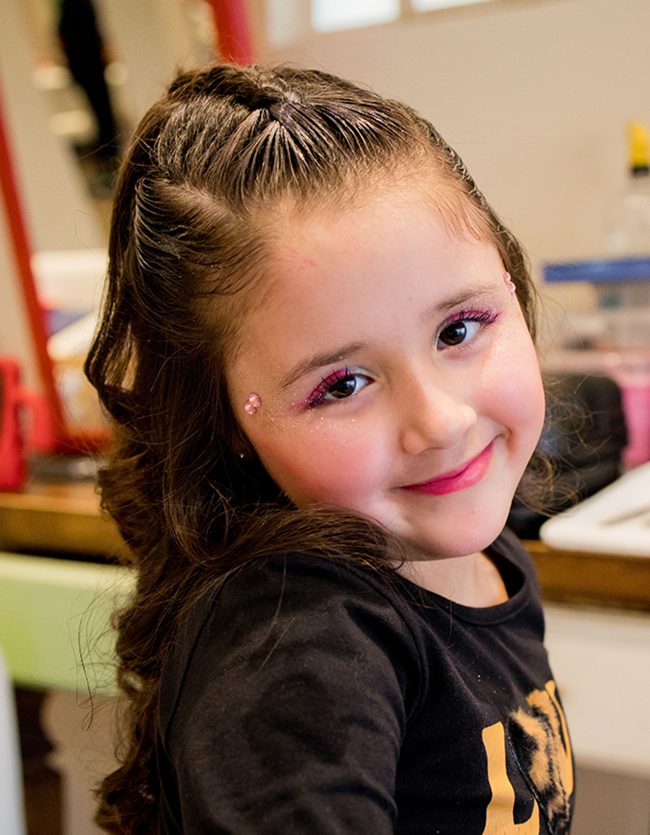 MAQUIAGEM SALÃO DE BELEZA INFANTIL CURITIBA