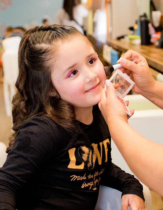 MAQUIAGEM INFANTIL CURITIBA